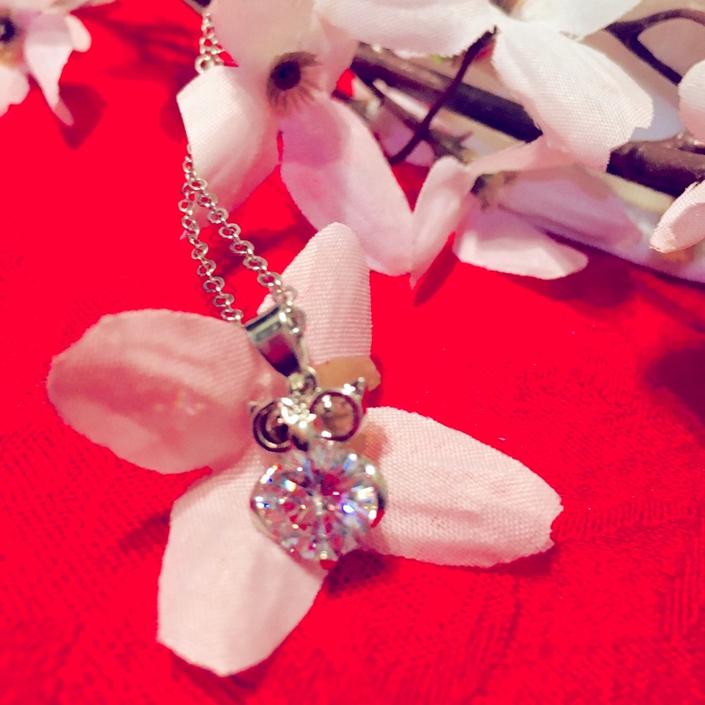 Owl Necklace accented with a Rhinestone NWOT